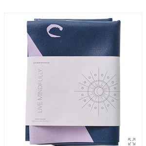 Travel yoga mat